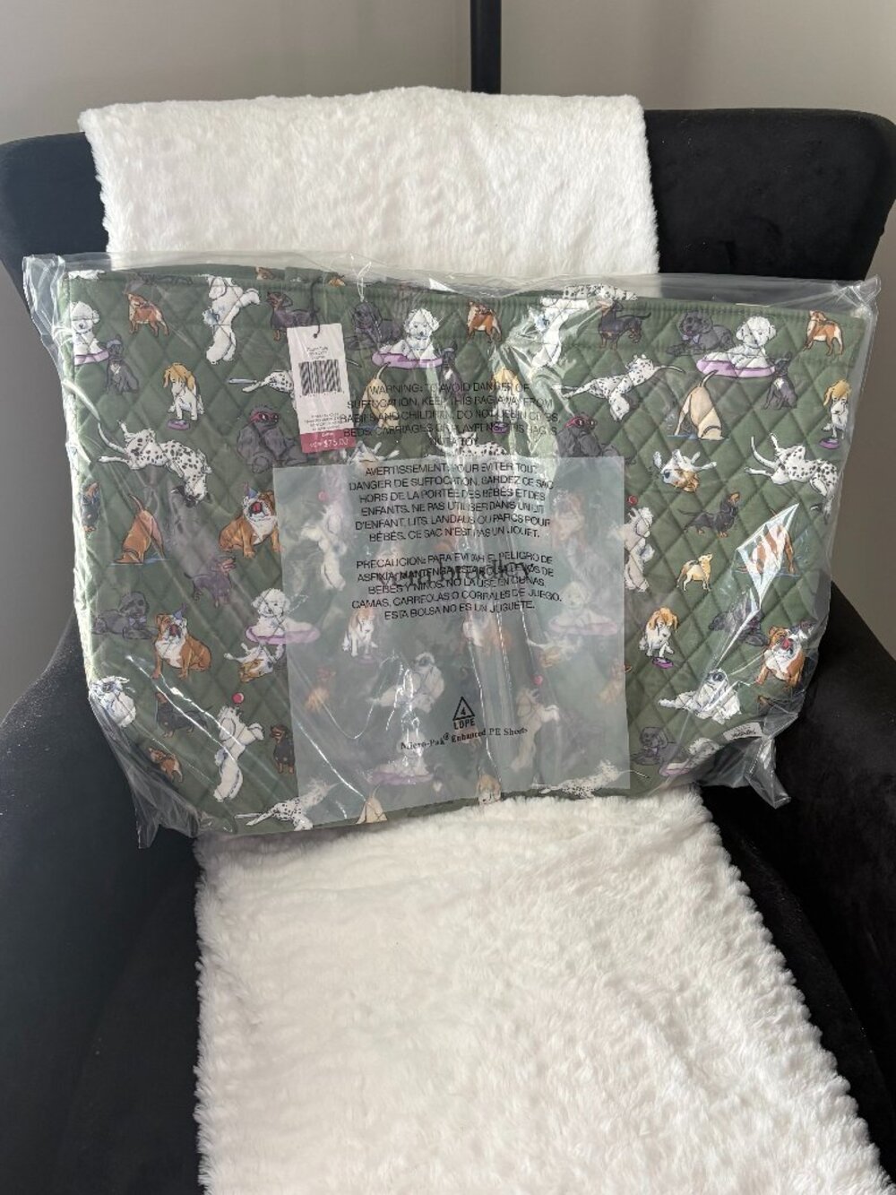 NWT - Vera Bradley Grand Tote - Dog Park - Picture 5 of 11